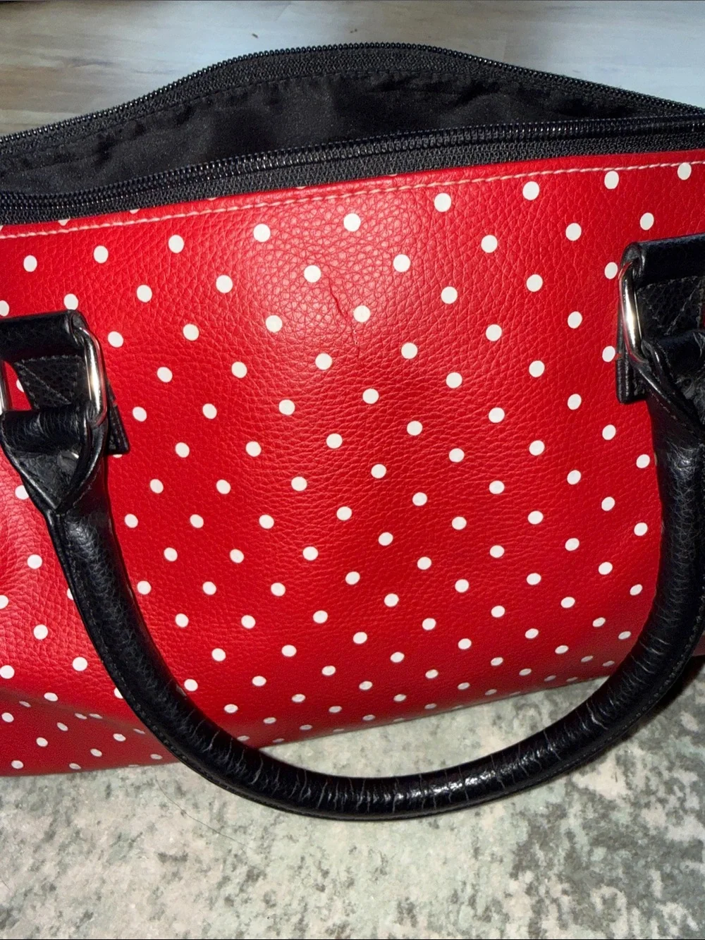 Disney Parks Exclusive Minnie Polka Dot Tote with Bow Bag Charm